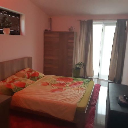 Apartment Pharamis Бешенёва Экстерьер фото